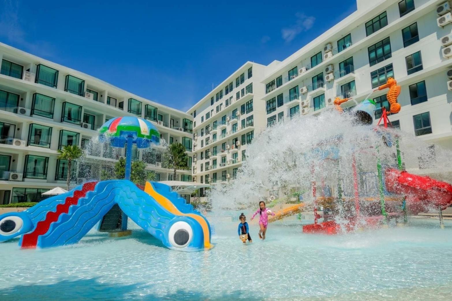 Wyndham La Vita Rawai Phuket 외부 사진